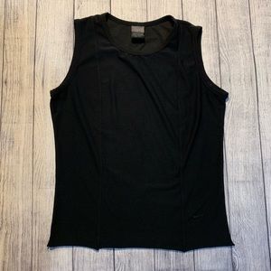✌🏽Nike dri-Fit tank Large (12-14) black
